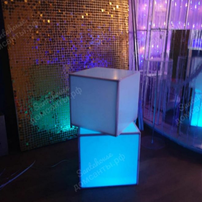 Светодиодный куб в аренду, 50х55см